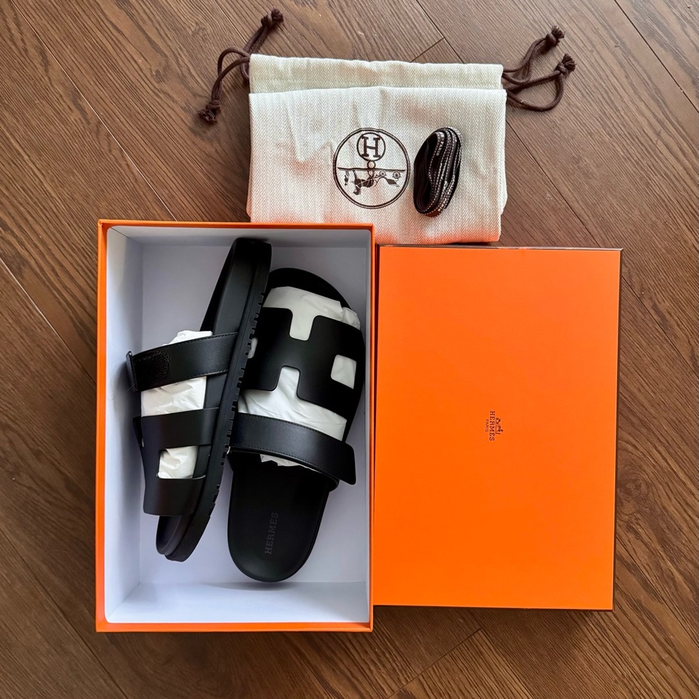 New in box Hermès Chypre Leather Slide Sandals in Noir Black